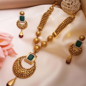 Antique Gold Jewellery