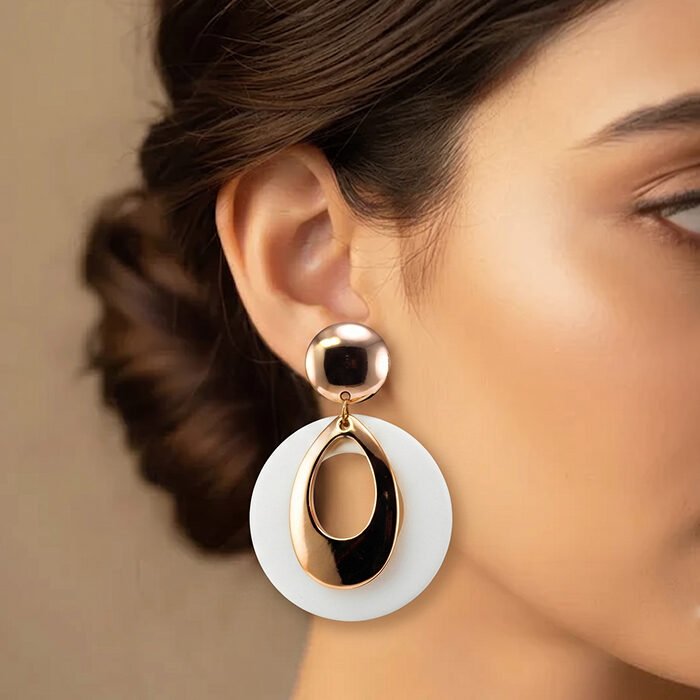 Alabaster-Mod-Horizon-Layered-Hoop-Drops-6