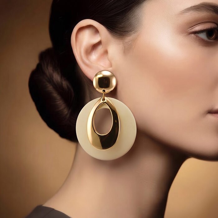 Alabaster-Mod-Horizon-Layered-Hoop-Drops
