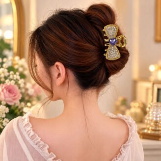 Aurelia Amethyst Crystal Bow Hair Clip