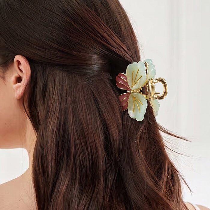 Blush-&-Mint-Pastel-Butterfly-Mini-Claw-Clip-4