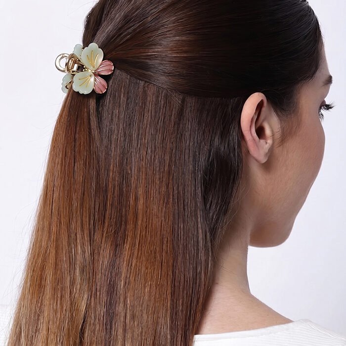 Blush-&-Mint-Pastel-Butterfly-Mini-Claw-Clip-5