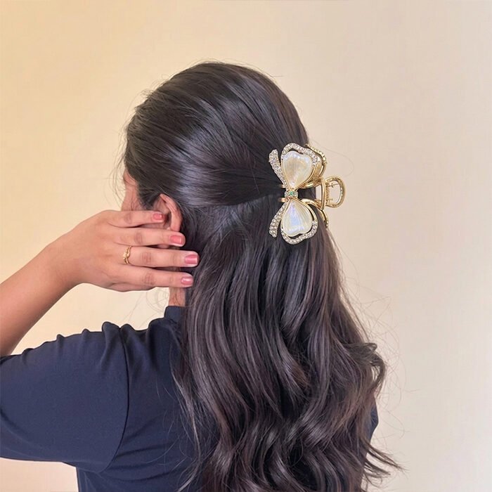 Gilded-Opalescent-Bow-Mini-Claw-Clip-3.