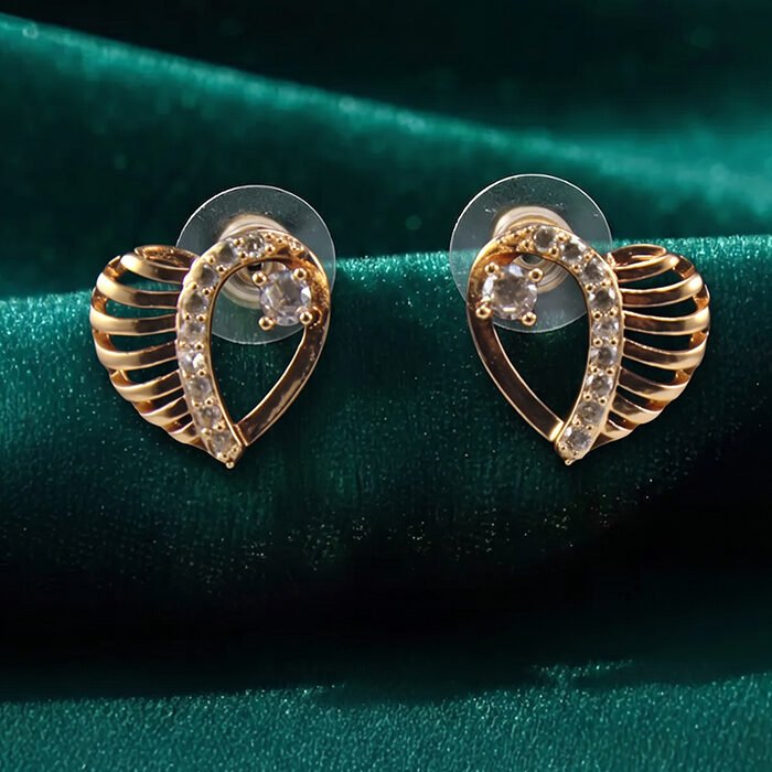 Golden-Heart-Studs-4