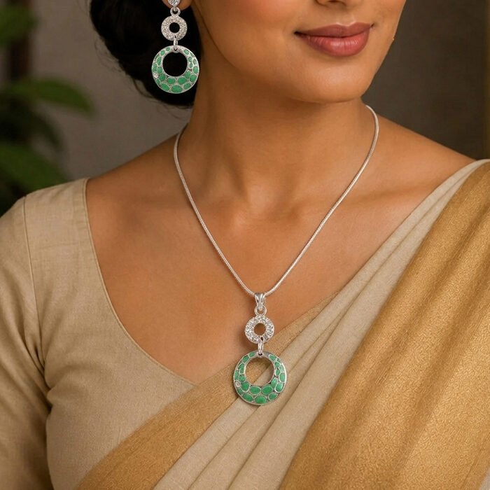Green-Ring-Pendant-Set-5