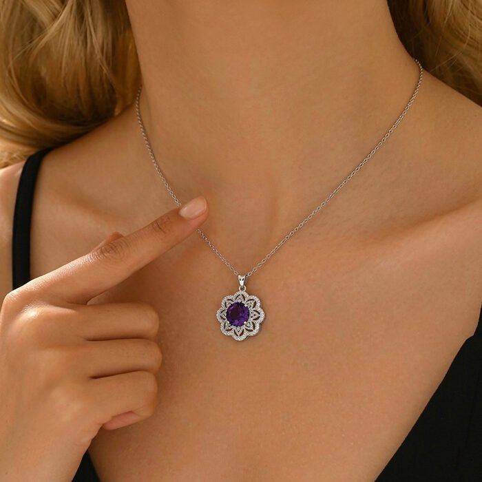 Minimalist--Blue-Pendant-2