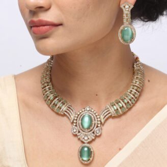 Mint Chatoyant Imperial Medallion Suite