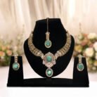 Mint-Chatoyant-Imperial-Medallion-Suite-6