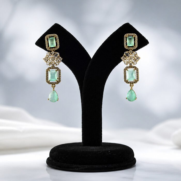 Mint-Pavilion-Geometric-Crystal-Set-3