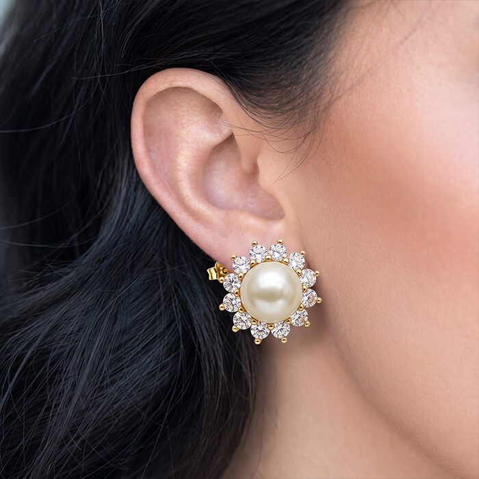 Pearl-Halo-Studs-4