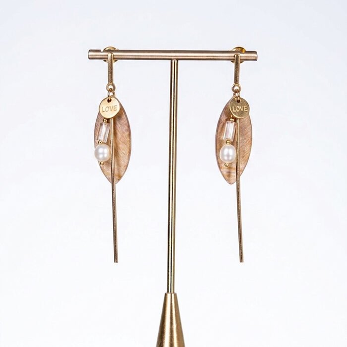 Shabnam-Leher-Needle-Drops-4