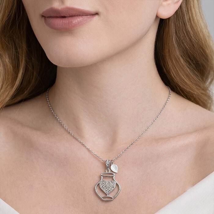 Silver-Vase-Pendant--478