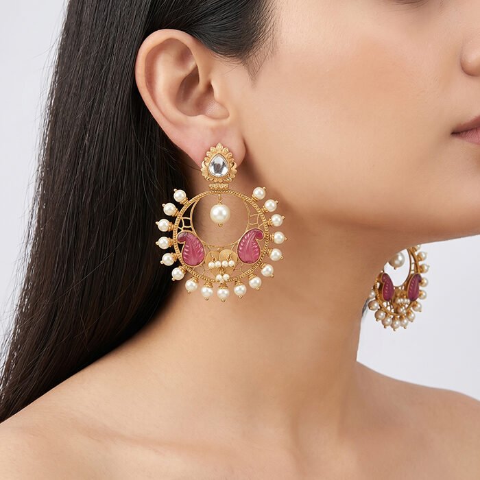 Sunehri-Virasat-Gulbahaar-Paisley-Chandbali-2