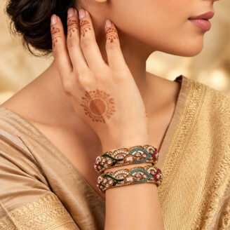 Celestia-Heirloom-Kundan-Bracelet-Set-2