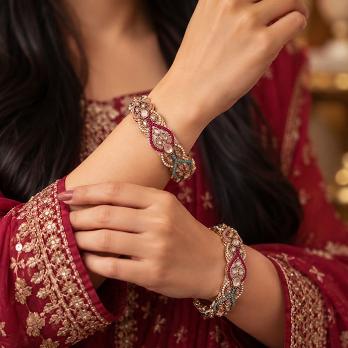 Celestia-Heirloom-Kundan-Bracelet-Set-6